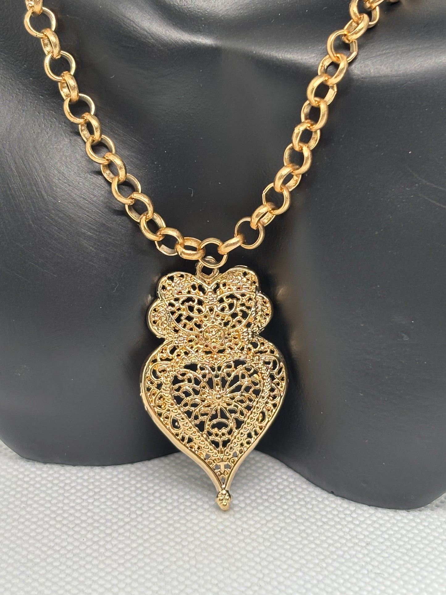 COLLIER AVEC CORACAO DE VIANA B26