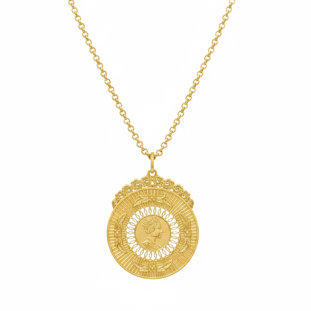 Collier avec médaillon plaqué or