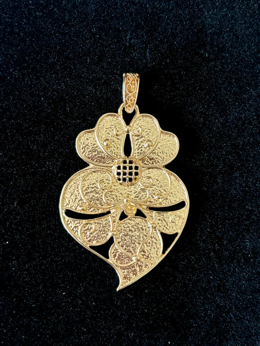CHAINE AVEC PENDENTIF CORACAO DE VIANA B20