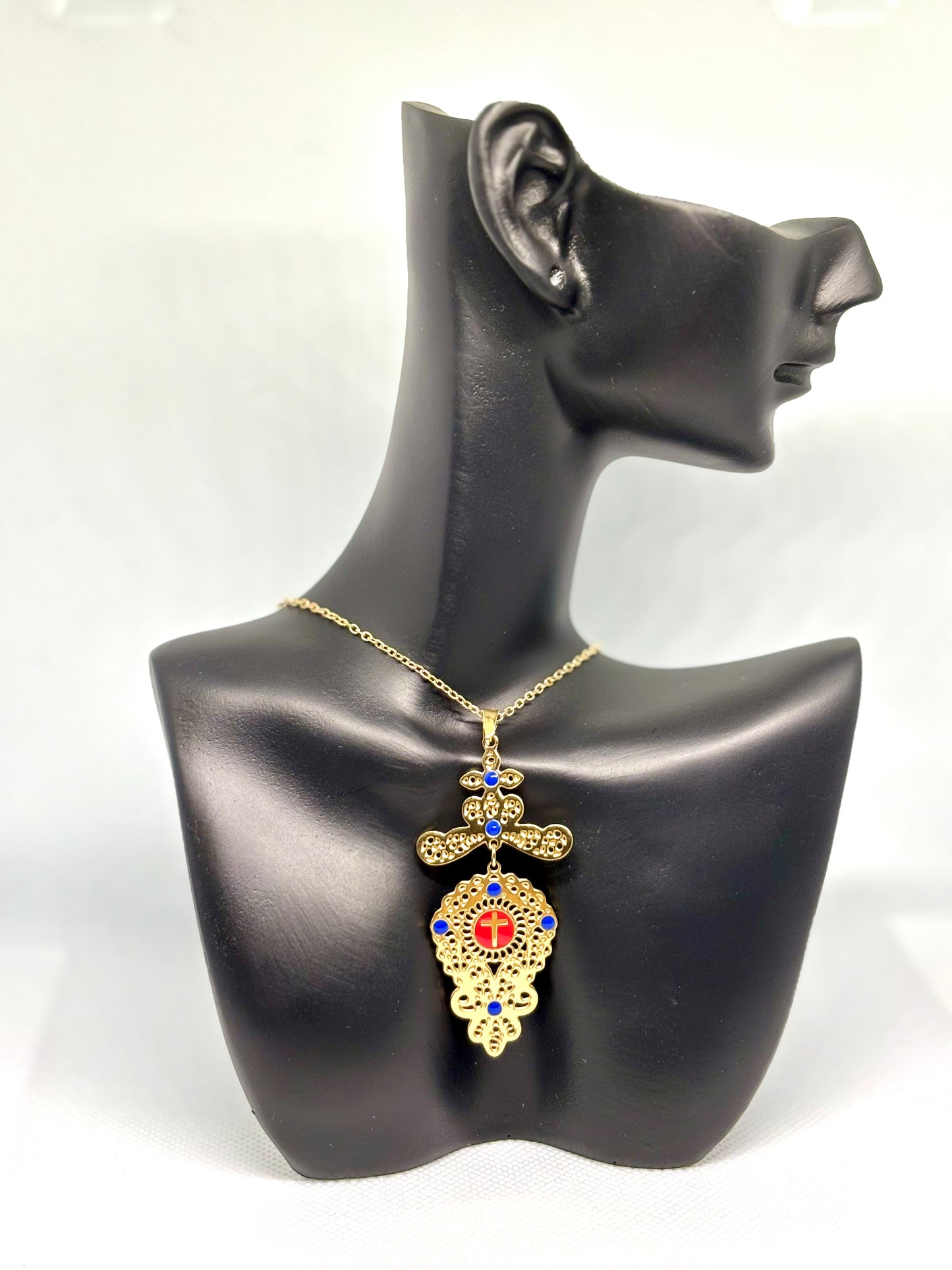 COLLIER AVEC PENDENTIF ENCANTOS