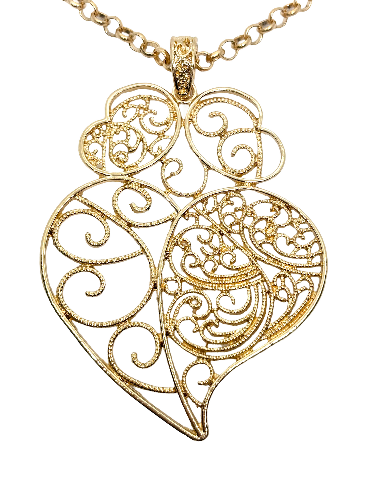 CHAINE AVEC PENDENTIF CORACAO DE VIANA B14