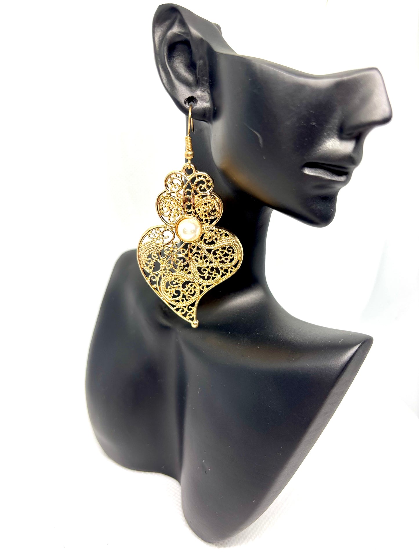 BOUCLES D'OREILLES CORACAO DE VIANA AVEC PERLES A25