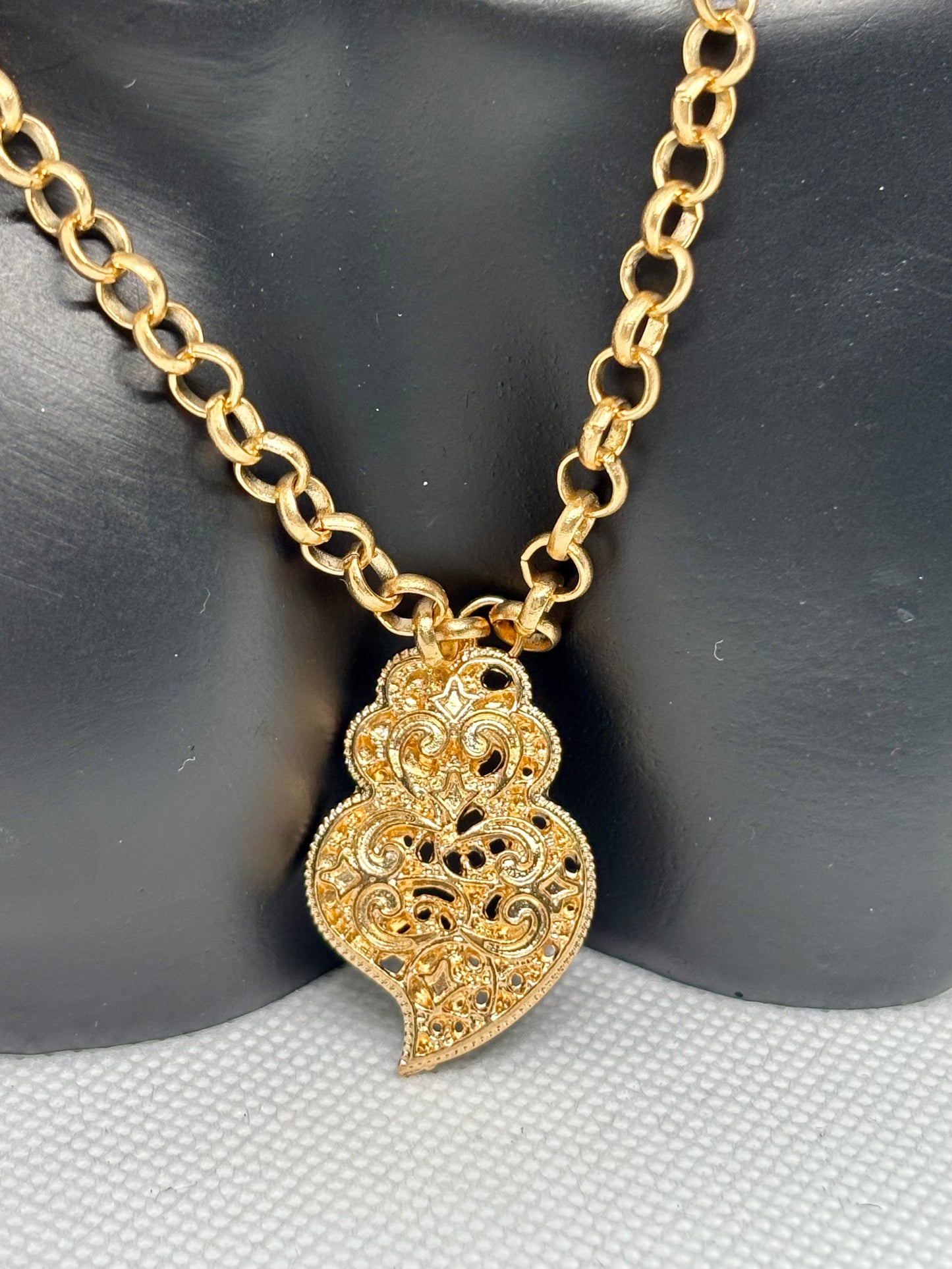 COLLIER CORACAO DE VIANA B21