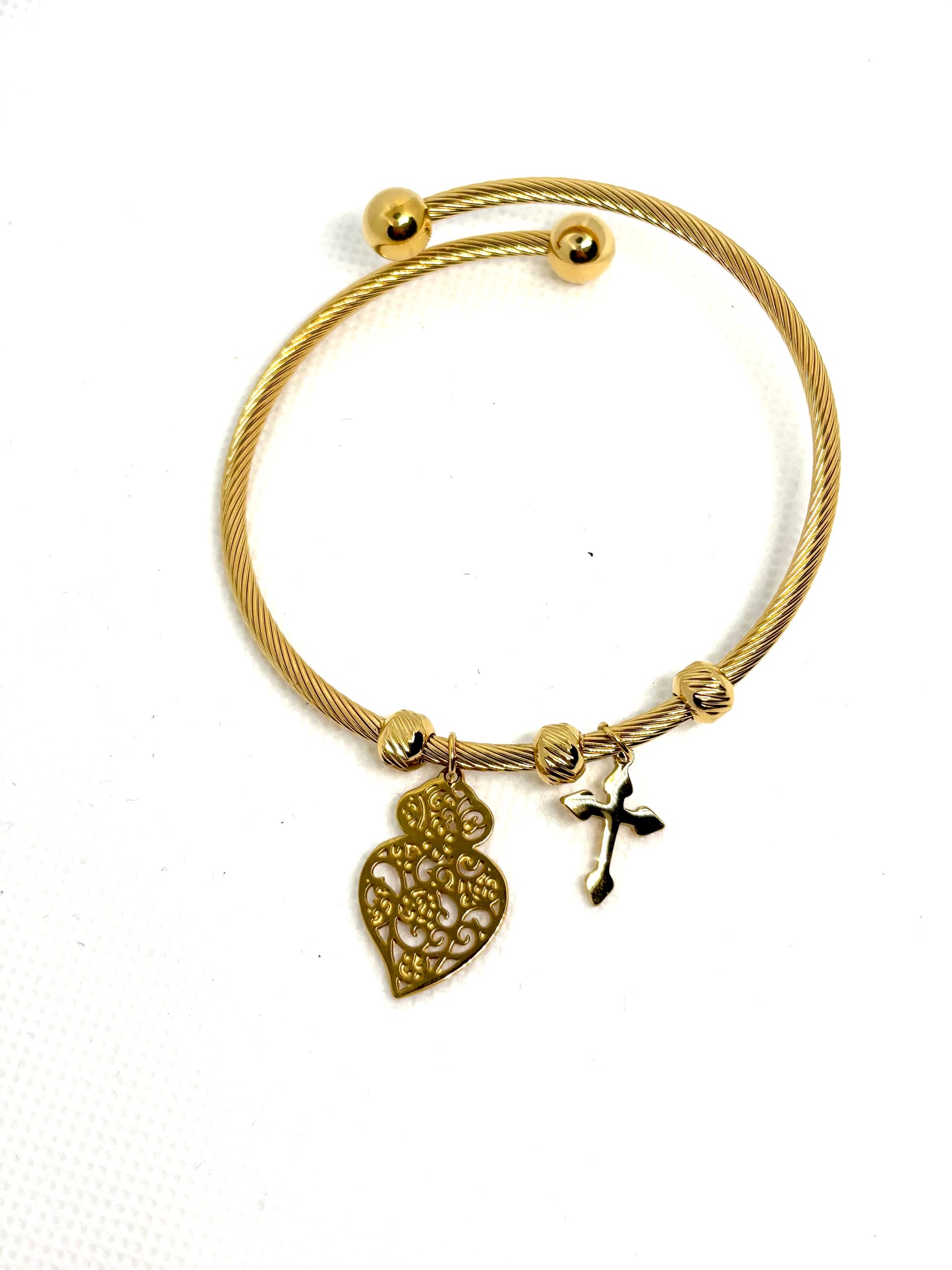 BRACELET AVEC CORACAO DE VIANA ET CRUZ C12