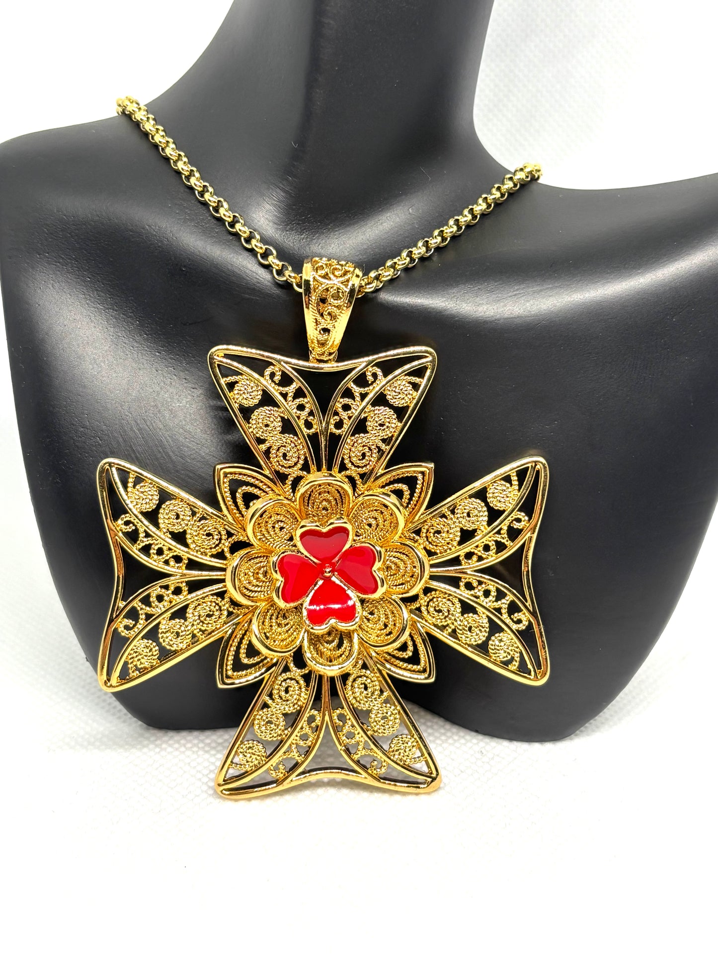 COLLIER PENDENTIF CRUZ D10