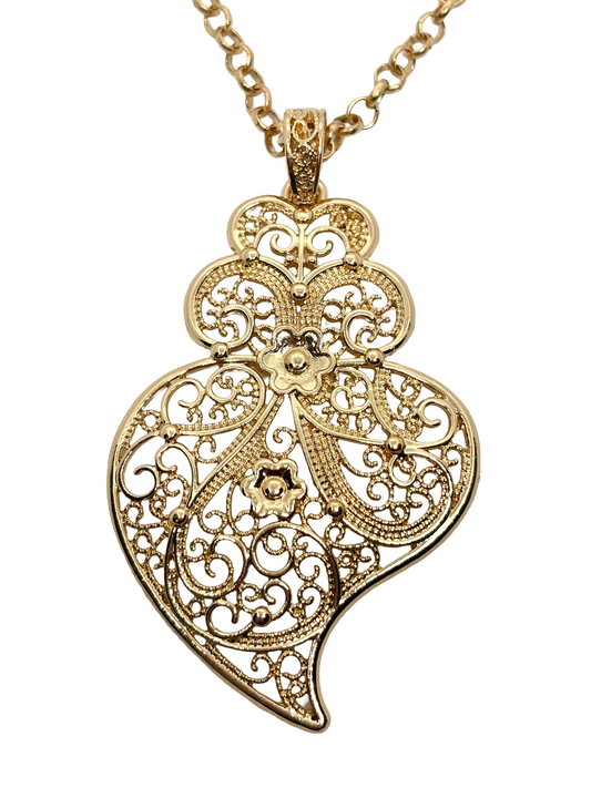 CHAINE AVEC PENDENTIF CORACAO DE VIANA B11