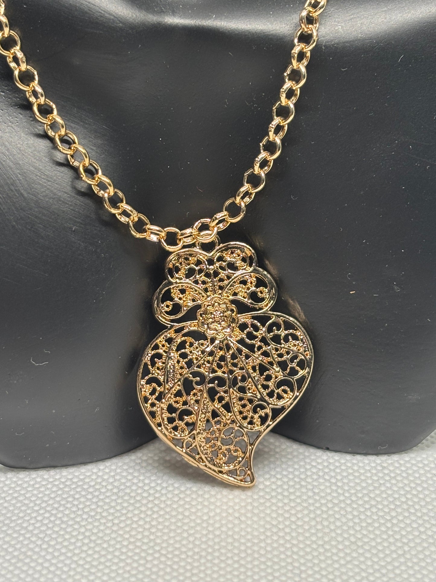 CHAINE CORACAO DE VIANA B23