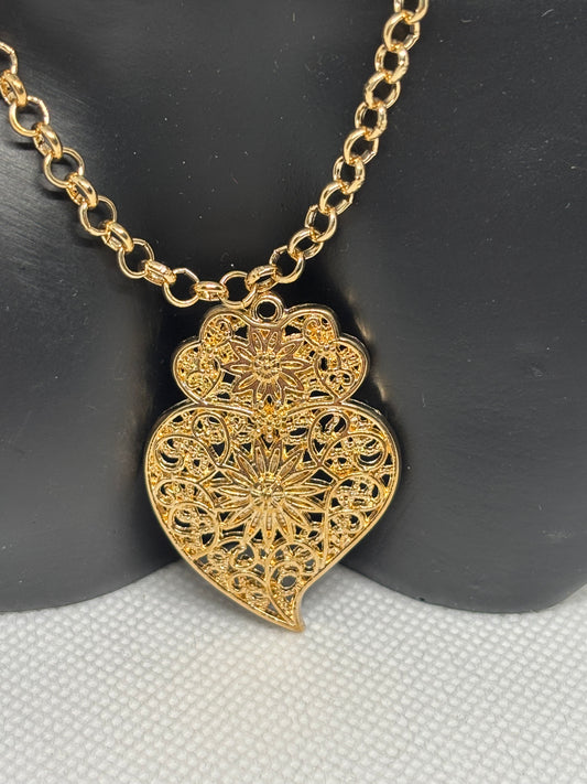 COLLIER AVEC CORACAO DE VIANA B28