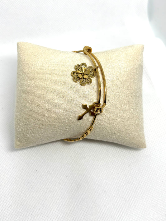 BRACELET AVEC TRÈFLE ET CROIX