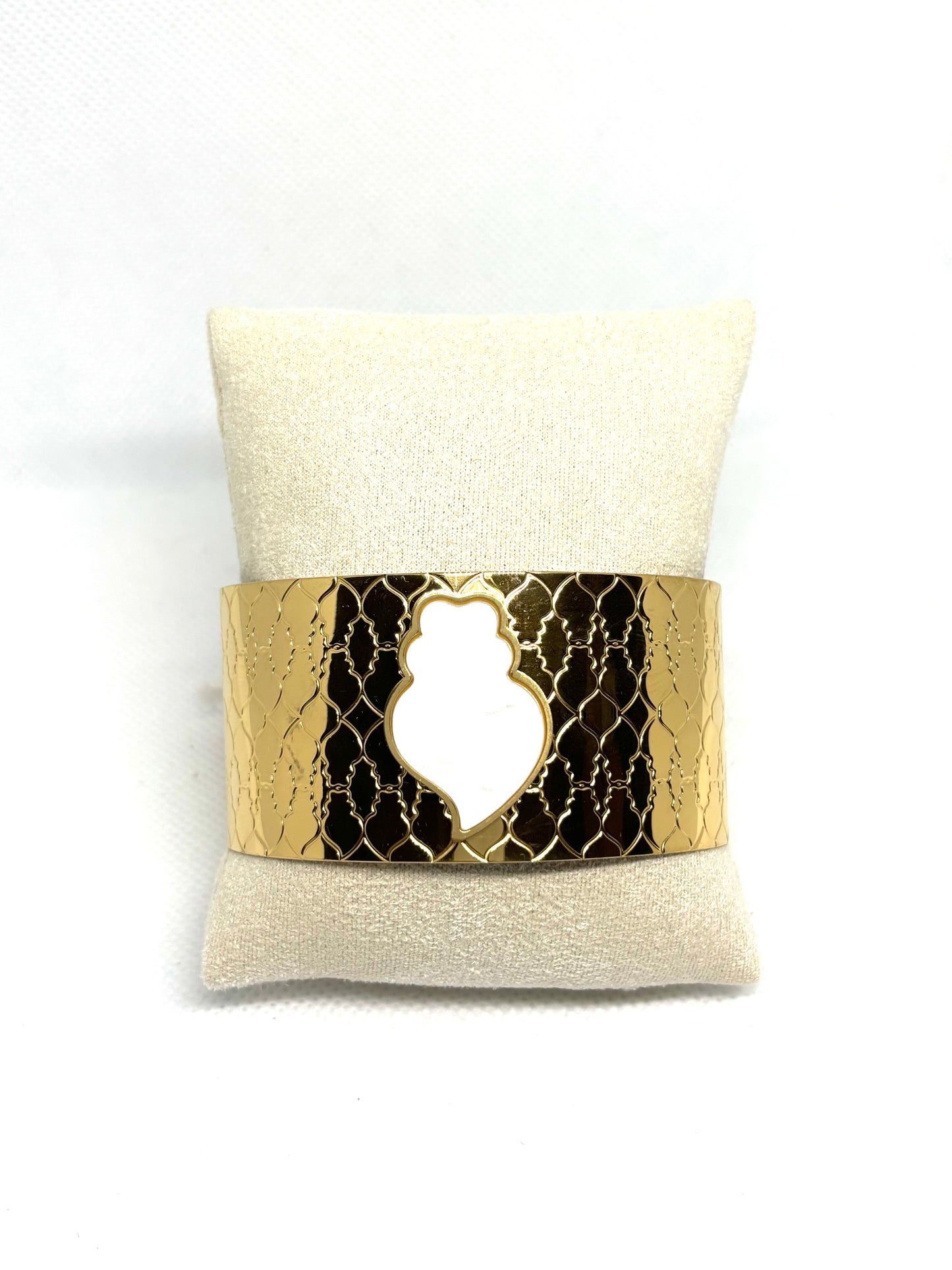 BRACELET RIGIDE AVEC CORACAO DE VIANA