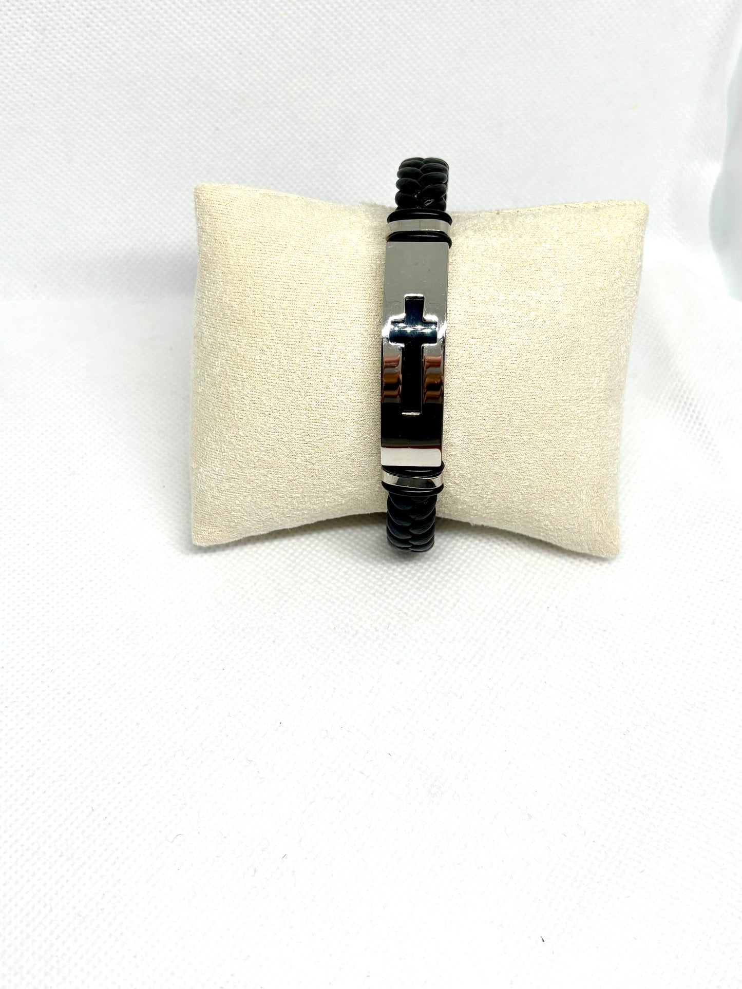 BRACELET HOMME AVEC CROIX